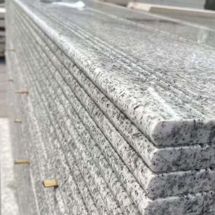 湖州芝麻白楼梯踏步 花岗岩楼梯板材