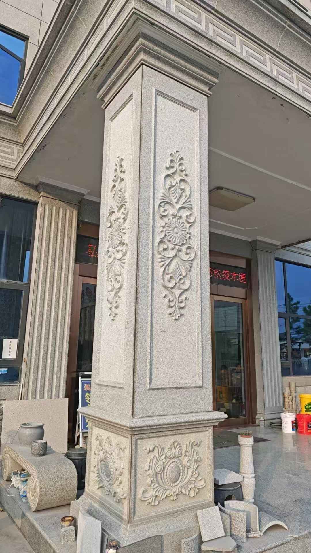 湖州芝麻白别墅雕刻柱子  黄金麻