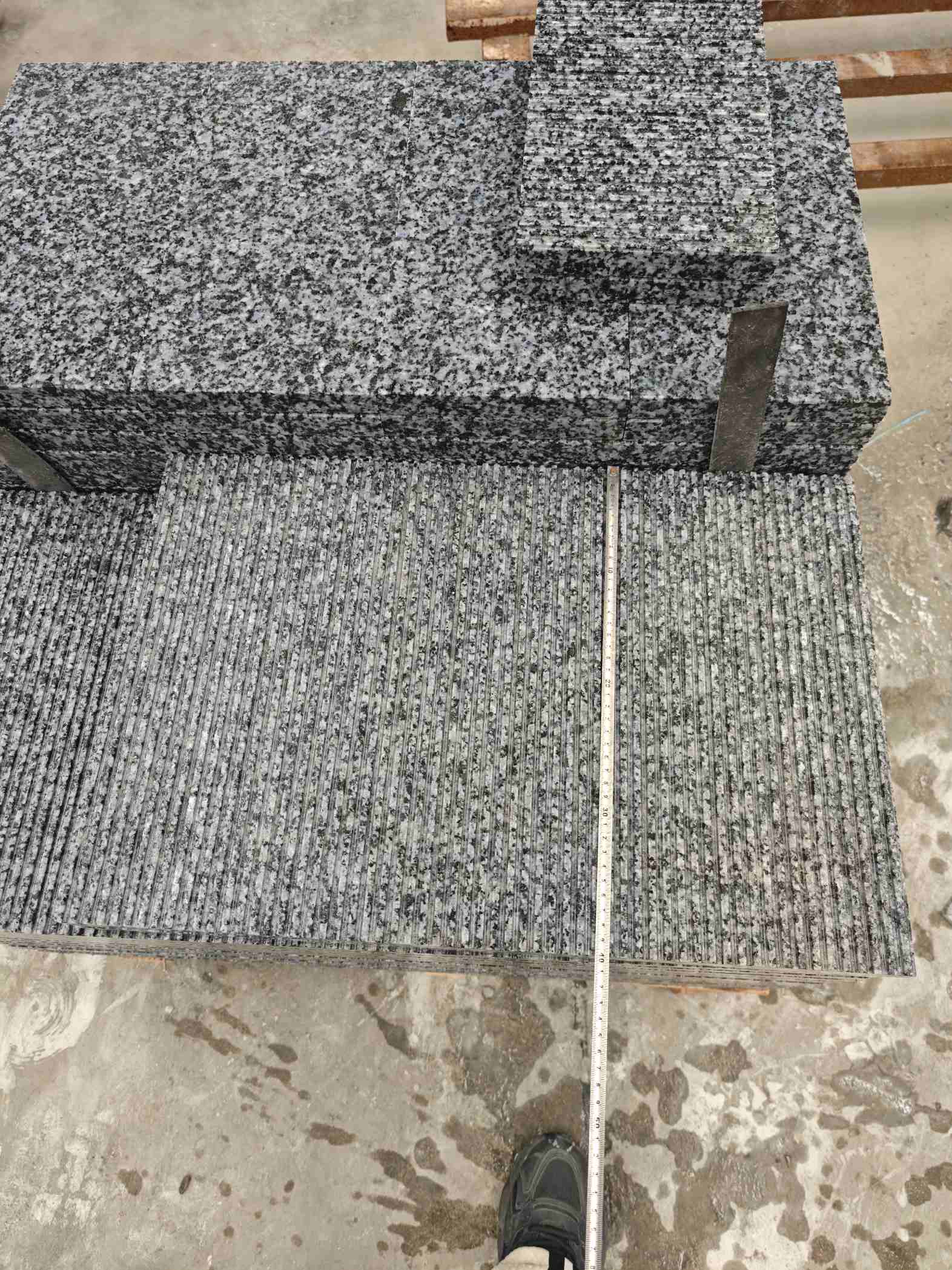 湖州芝麻黑拉丝面